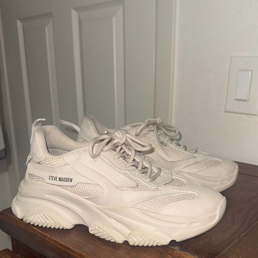 Steve Madden Cream Sneakers